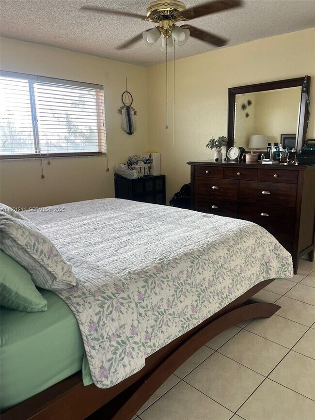 Photo - 2735 W 52nd St Unit 502