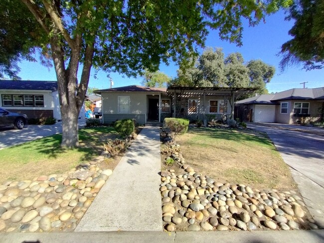Photo - 210 Covena Ave