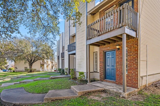 Photo - 1810 River Crossing Cir Townhome