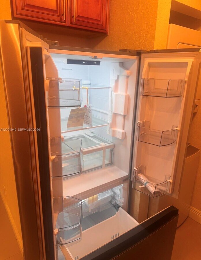 Photo - 2614 Riverside Dr Unit 2614
