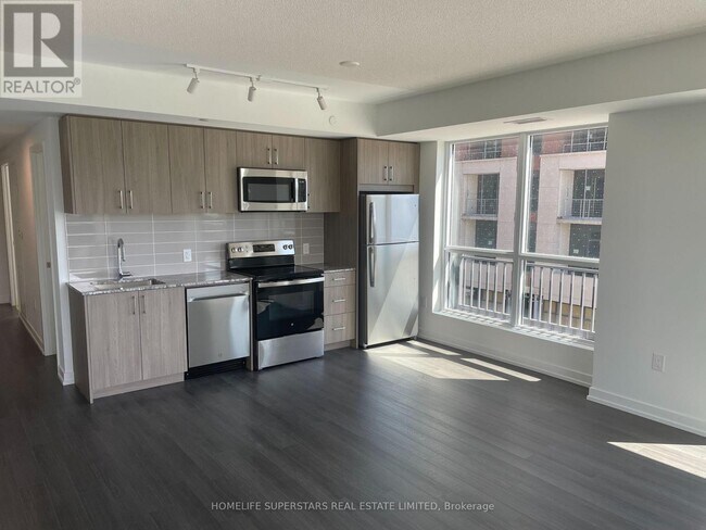 Photo - 4010 Eglinton Ave W Unit 321