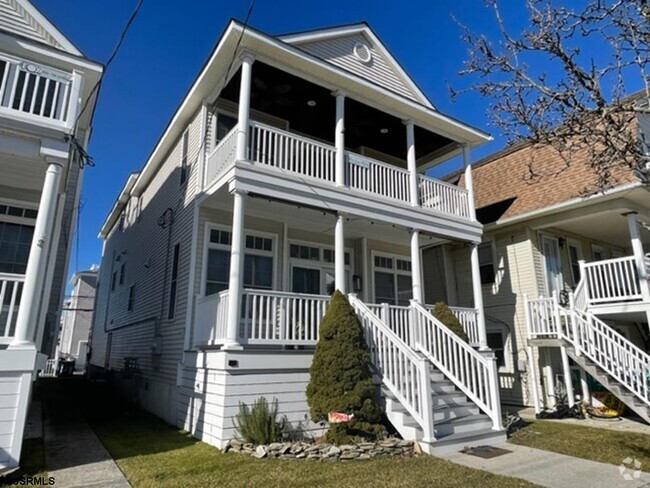 Building Photo - 3330 Asbury Ave Unit 2 Rental