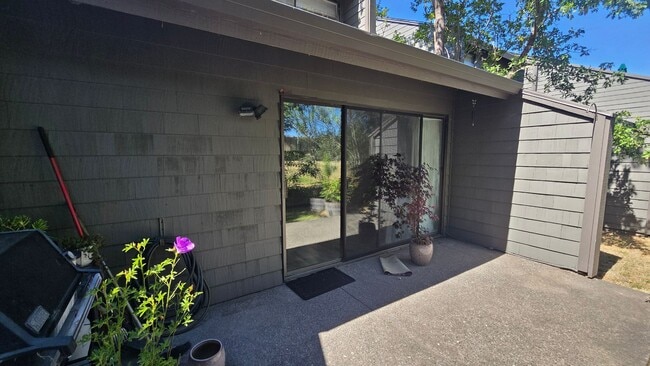 Photo - 8341 Valley View Ct