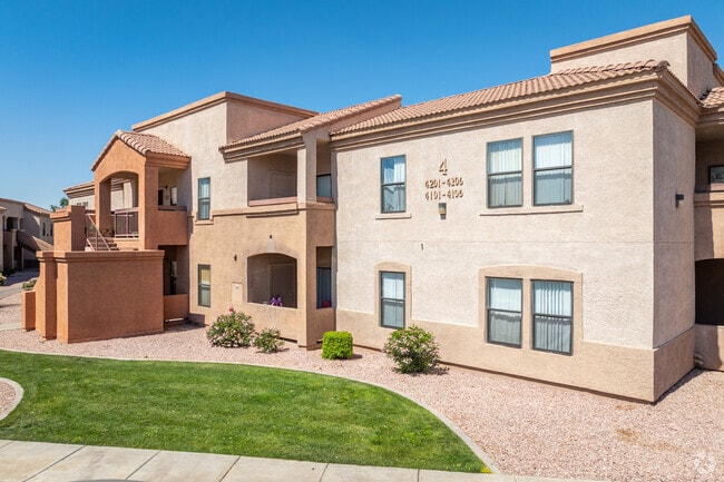 Photo - San Martin Apartments