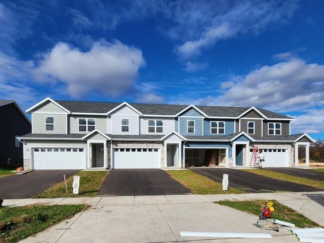 Photo - 3404 Green Pastures Ln