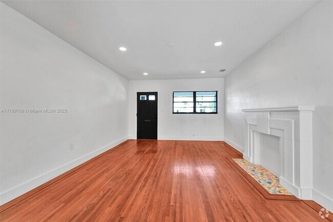 Building Photo - 9173 Byron Ave Rental
