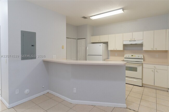 Photo - 806 N Santa Catalina Cir