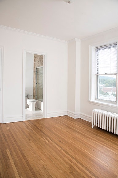Bedroom/Bathroom - 3 Rm, 1 Bd, 1 Ba - Church Street