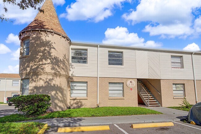 7210 N Manhattan Ave Unit 621