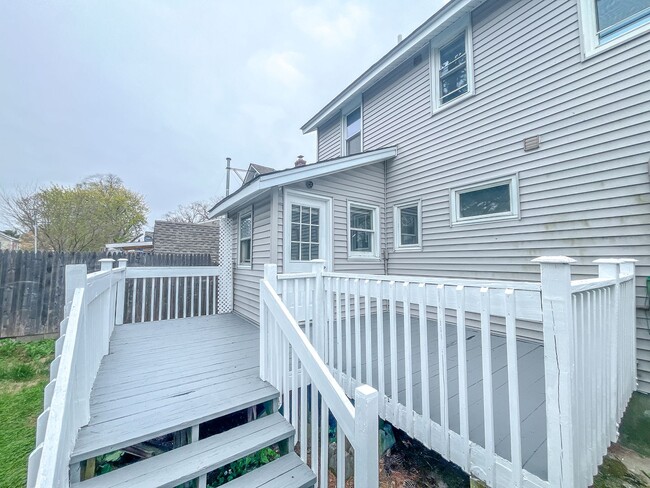 Photo - Large 4-Bedroom, 1.5-Bath House with Ocean...