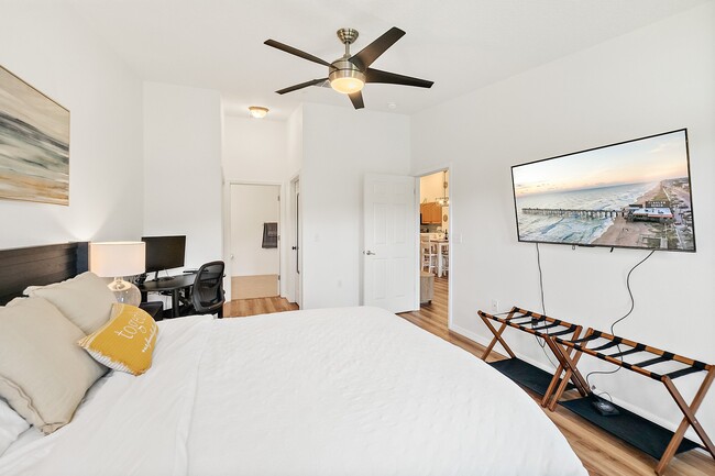 Photo - 1000 Canopy Walk Ln Unit 1034