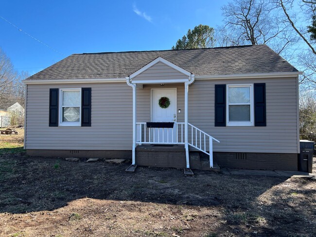 Knoxville 37920 - 2 bedroom, 1 bath home -... - Knoxville 37920 - 2 bedroom, 1 bath home -...