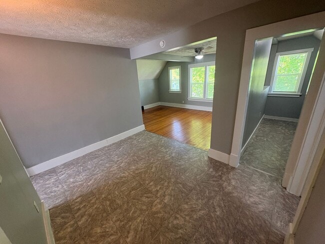 Photo - 2800 R St Unit #2