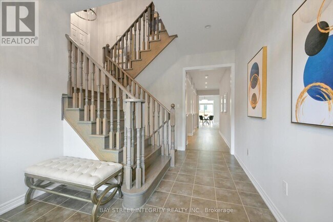 Photo - 99 Greenspire Ave