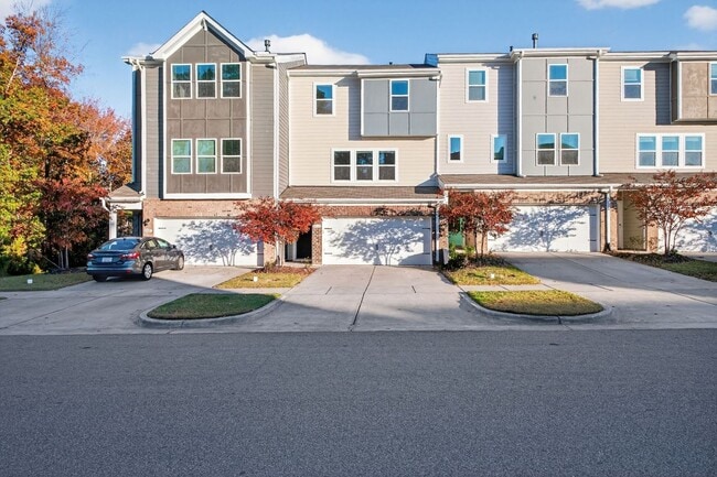 Building Photo - 1223 Brickfield Dr