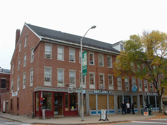 Central Avenue Apartments - Central Avenue Apartments