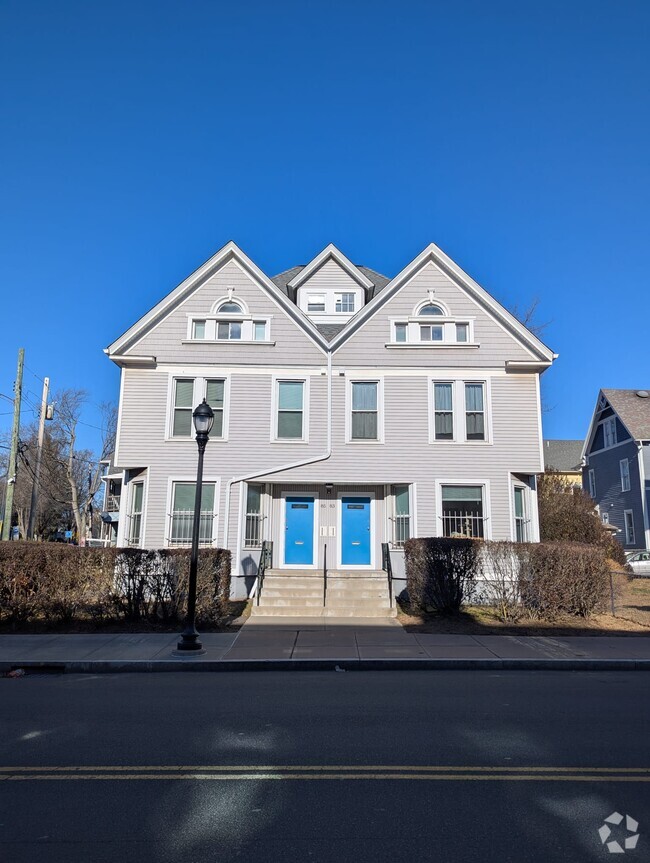 Building Photo - 83 Sachem St Unit 2R Rental