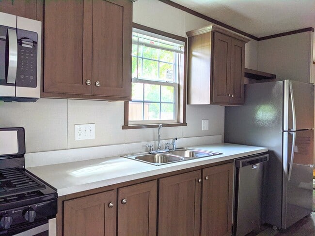 Photo - 3430 N Peoria Rd