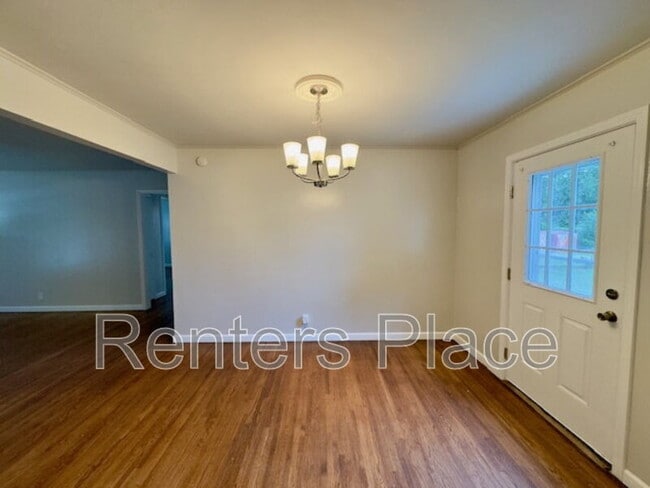 Photo - 208 E 45th Pl