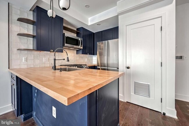 Photo - 3304 Georgia Ave NW Unidad 3B