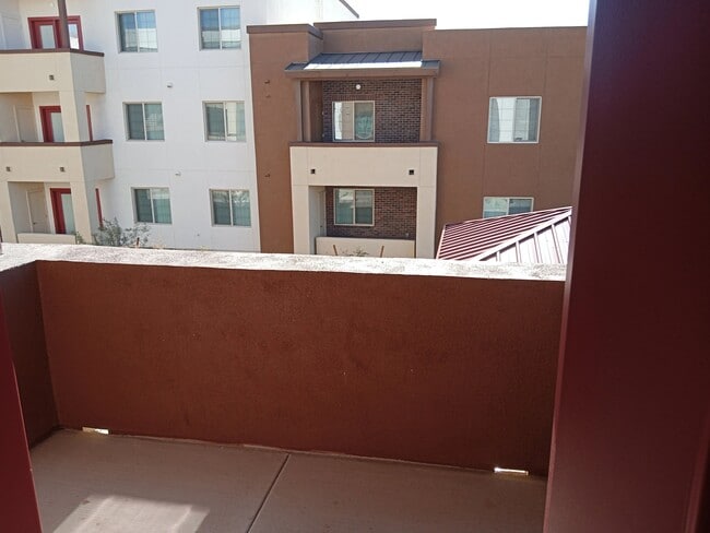 Photo - Norton Circle Apartments