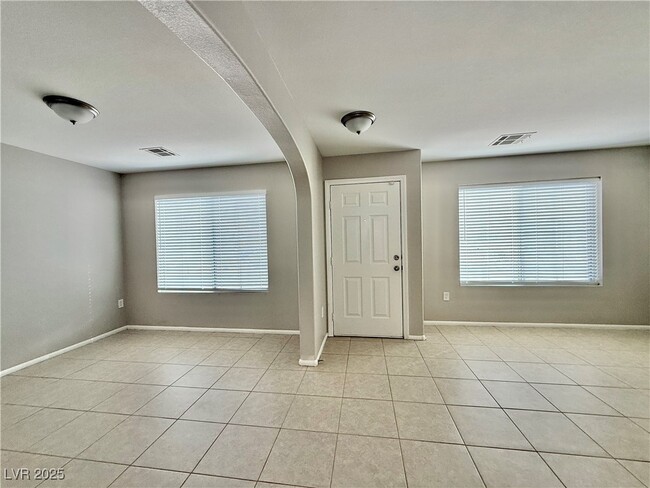 Photo - 712 E Caballo Hills Ave