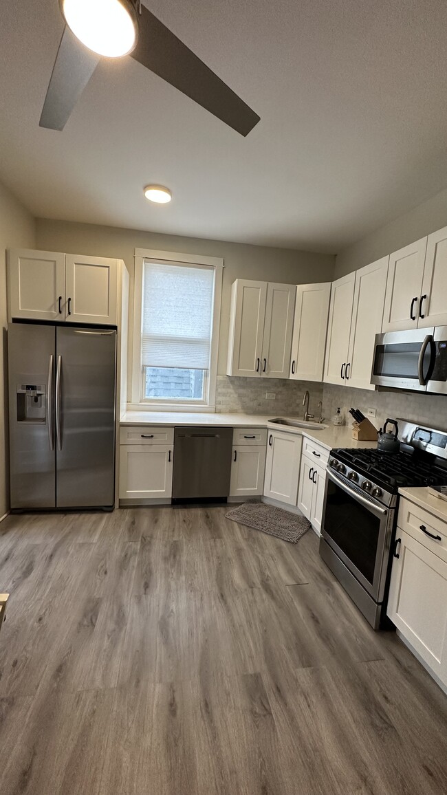 Kitchen* - 4327 N Avers Ave Apartments Unit #1