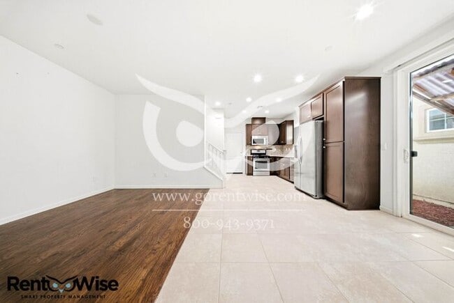 1583 Sylvia St
