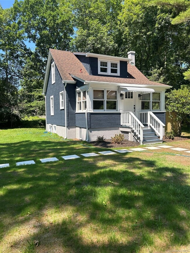 Building Photo - 66 Magnolia Dr