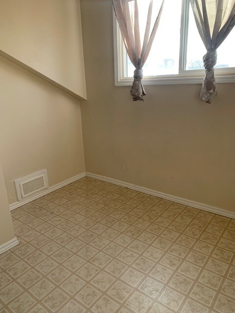 Photo - 10120-10103 103 Ave Unit L