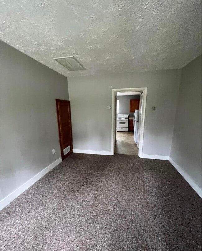 Photo - 309 S Chipman St