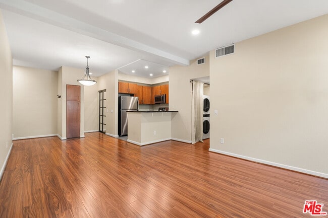 Photo - 8300 Manitoba St Unit 105