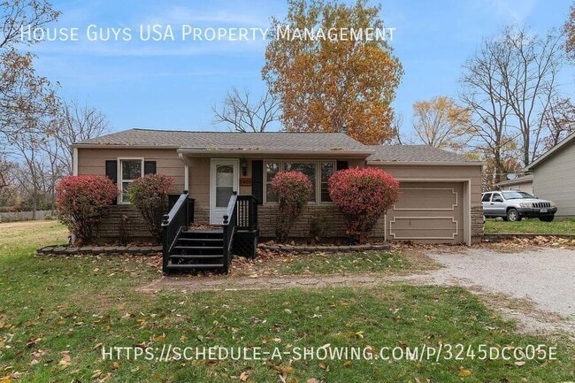 Building Photo - 5400 NE 49th St