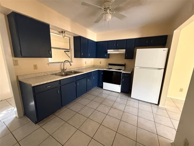 Photo - 1312 Dartmouth Ave