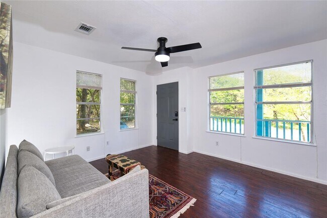 Photo - 833 Old Ranch Rd 12