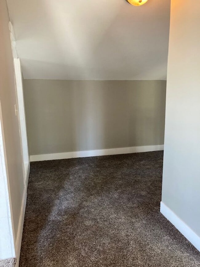 Photo - 809 Center St Unit B