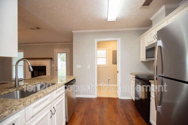 Photo - 776 Lee Rd 222