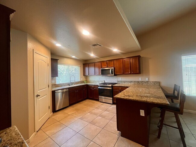 Photo - 2307 Tahoe Ave