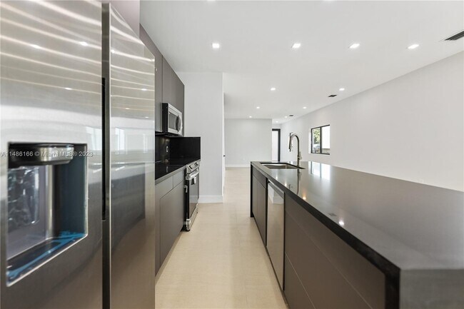Photo - 2501 NW 19th Ave