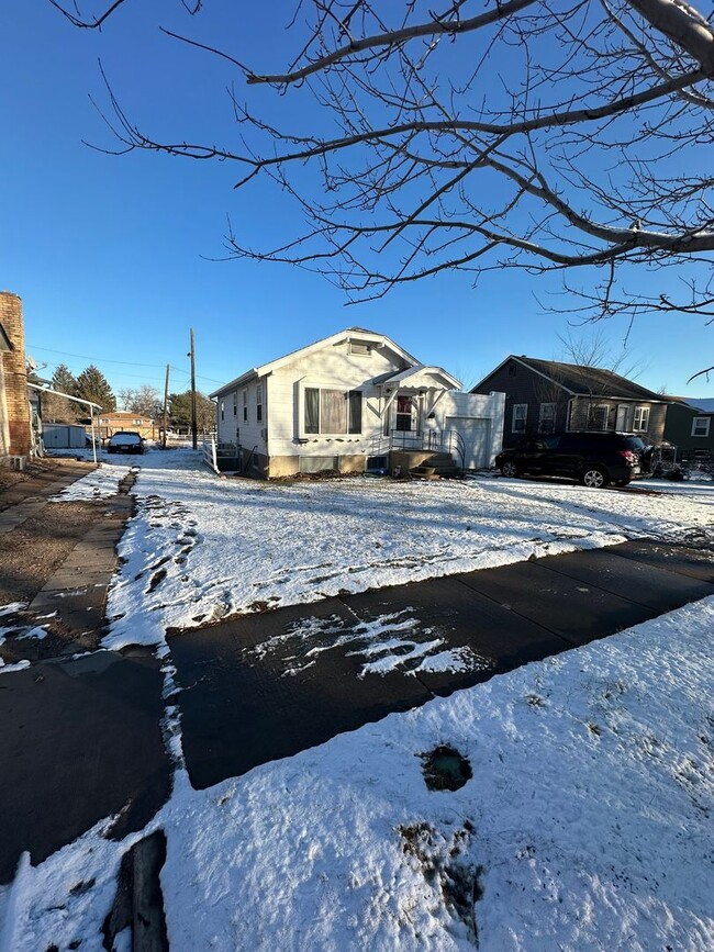 Building Photo - BBLB2224 Unit BSMT