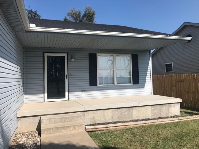 Photo - 4 Bedroom, 3 Bathroom House with Attached Double Car Garage