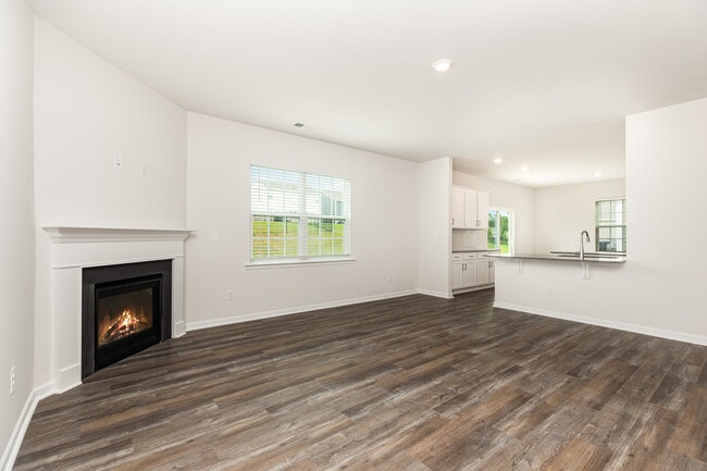 Photo - 121 Way Cross Ln