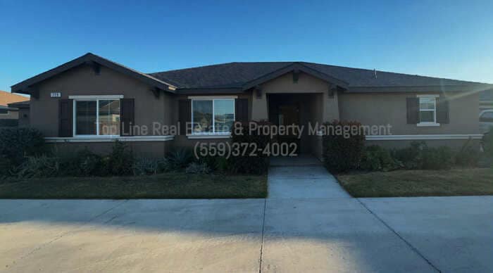 Newer Home for Rent in Visalia - Newer Home for Rent in Visalia