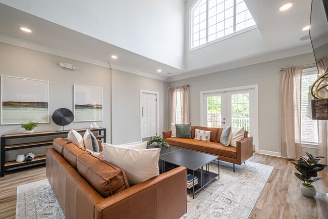 Photo - Hawthorne at Lake Heather