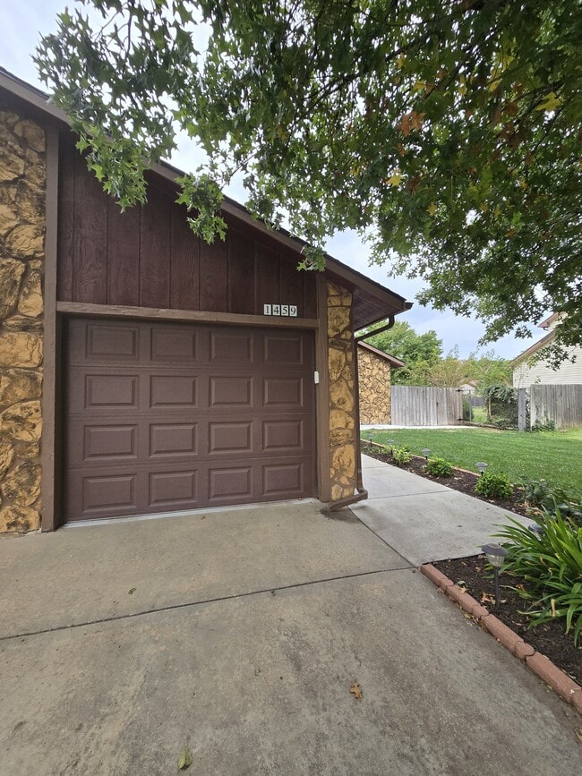 Photo - 1459 N Westgate St