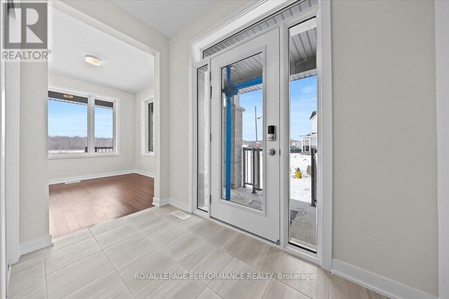 Photo - 2031 Checkerspot Ave