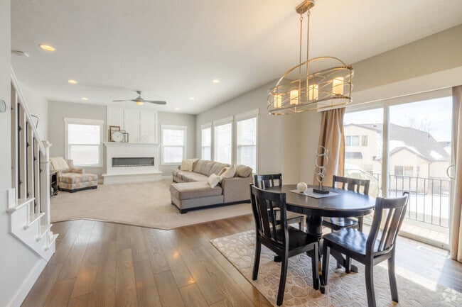 Building Photo - 3857 Ivey Ranch Rd Unit ID1249832P Rental