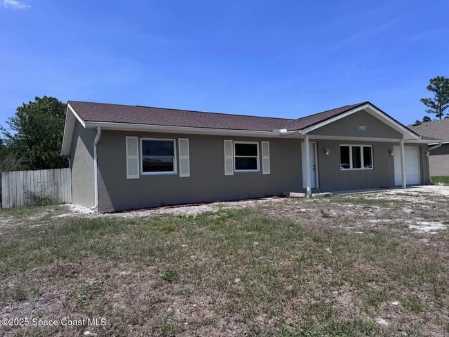 Photo - 1587 Salazar St SE House