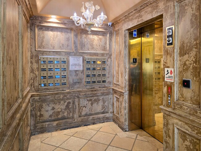 Photo - 10795 Wilshire Blvd