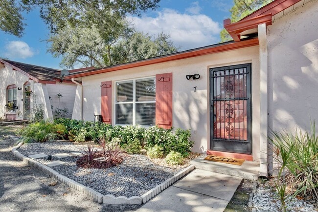 Photo - Beautifully Remodeled 1 bed 1 bath Villa n...